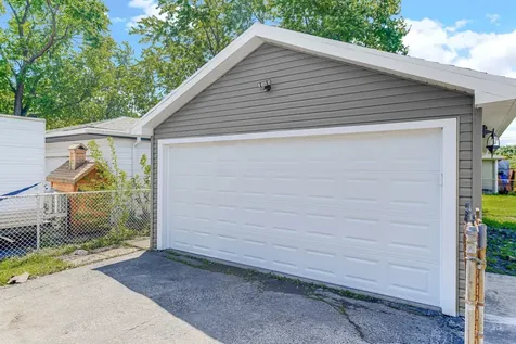 6409 West 85th Place Burbank IL 60459