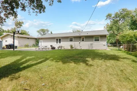 903 Mayflower Avenue Bloomington IL 61701