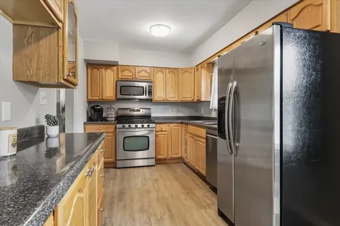 903 Mayflower Avenue Bloomington IL 61701