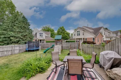 81 Kingsport Drive South Elgin IL 60177