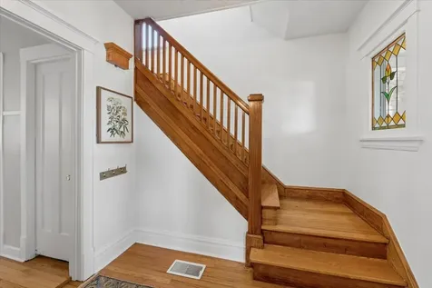 913 Highland Avenue Oak Park IL 60304