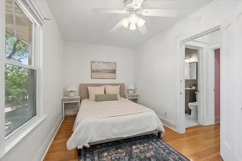 913 Highland Avenue Oak Park IL 60304