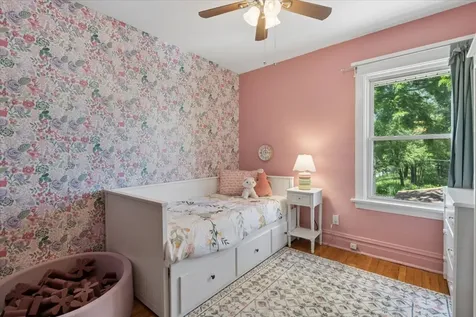 913 Highland Avenue Oak Park IL 60304