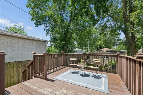913 Highland Avenue Oak Park IL 60304