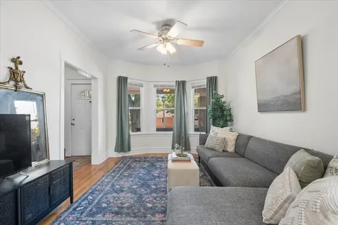 913 Highland Avenue Oak Park IL 60304