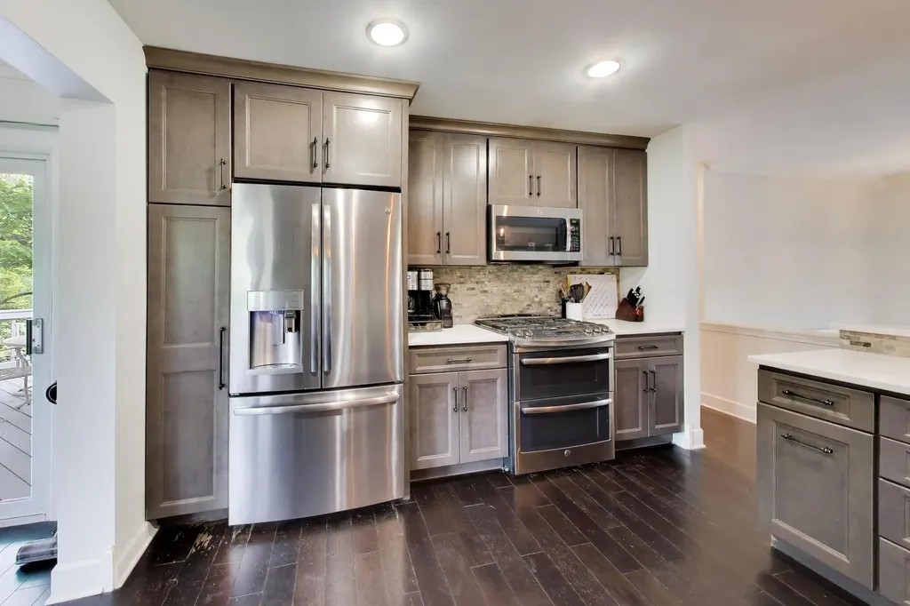 2167 Midhurst Road Downers Grove IL 60516