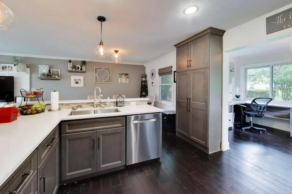 2167 Midhurst Road Downers Grove IL 60516