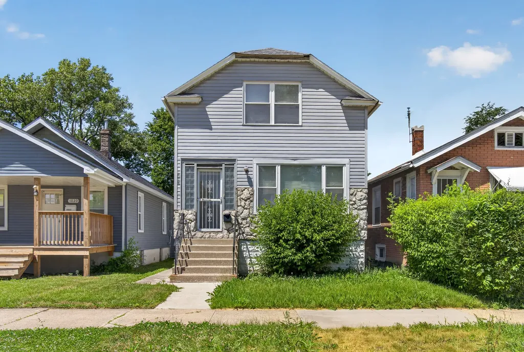 1018 West 104th Place Chicago IL 60643