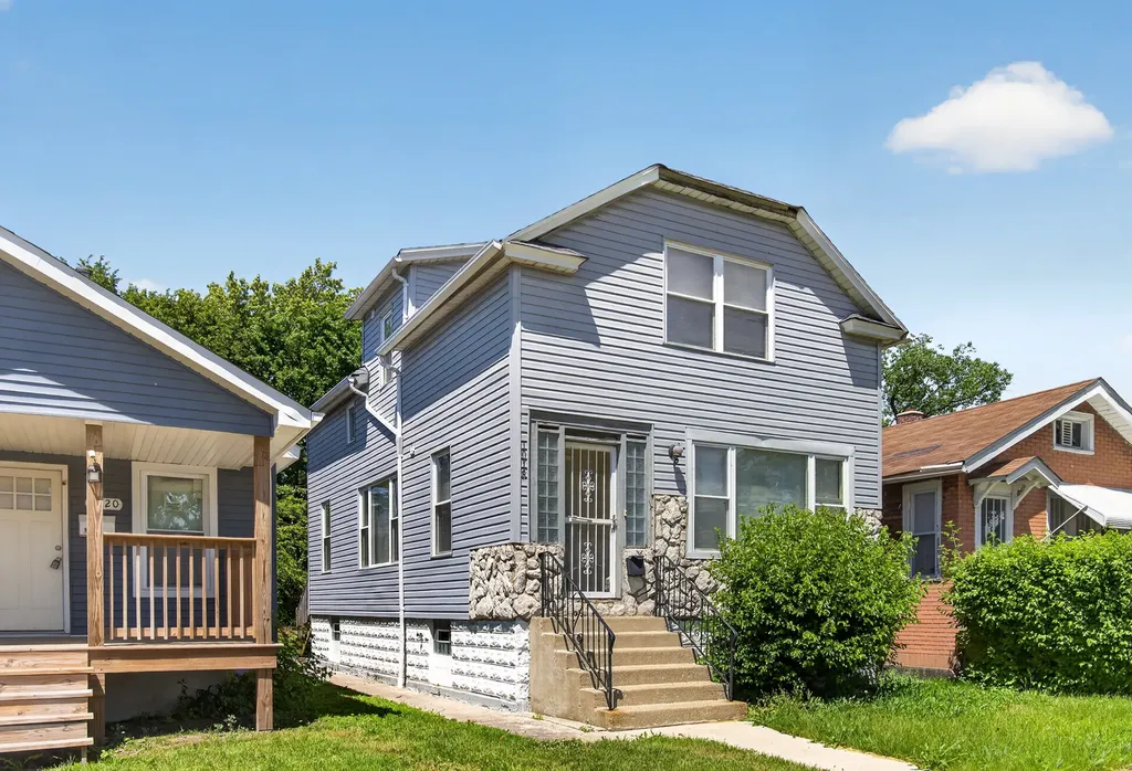 1018 West 104th Place Chicago IL 60643