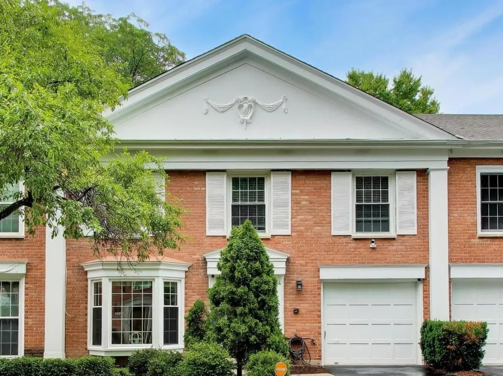 714 York Court Northbrook IL 60062