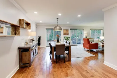 714 York Court Northbrook IL 60062