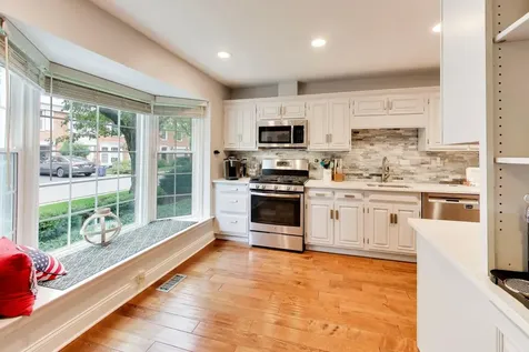 714 York Court Northbrook IL 60062