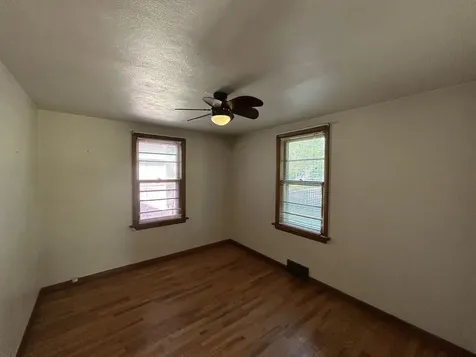 438 East Warren Street Rockton IL 61072