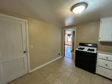438 East Warren Street Rockton IL 61072