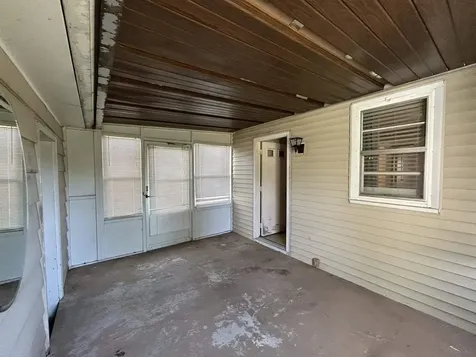 438 East Warren Street Rockton IL 61072