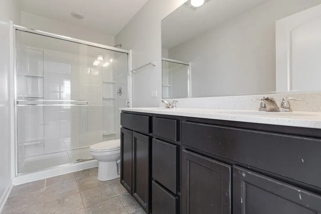 911 Charlton Lane Naperville IL 60563