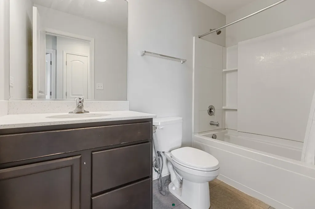 911 Charlton Lane Naperville IL 60563