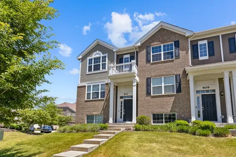 911 Charlton Lane Naperville IL 60563