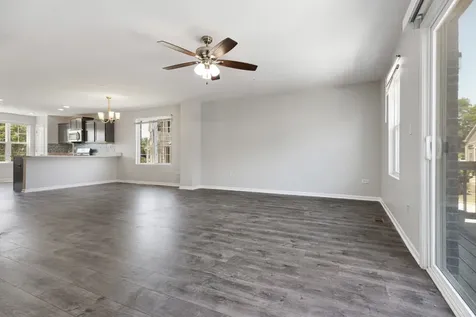 911 Charlton Lane Naperville IL 60563