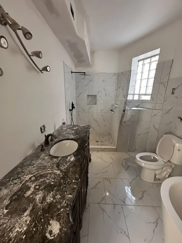 4718 South Langley Avenue Chicago IL 60615