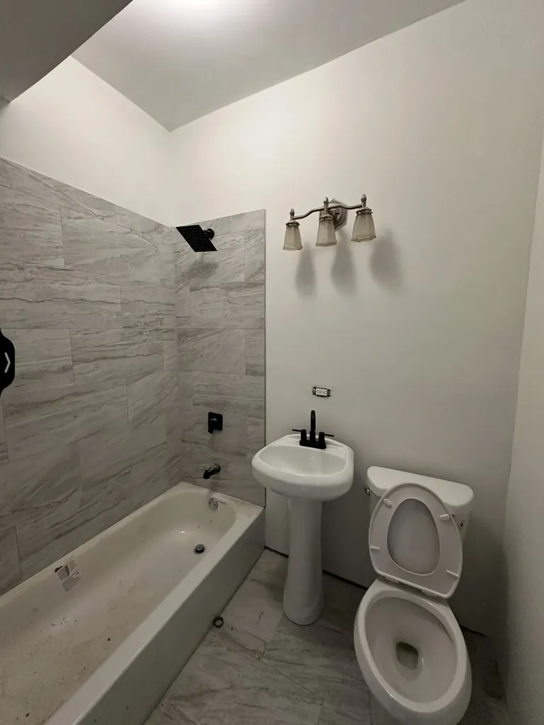 4718 South Langley Avenue Chicago IL 60615