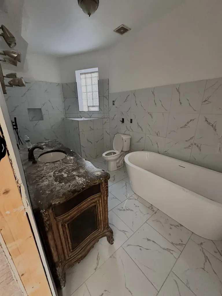 4718 South Langley Avenue Chicago IL 60615