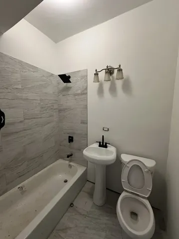 4718 South Langley Avenue Chicago IL 60615