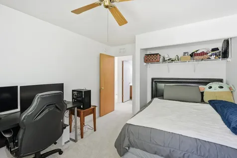 2436 Geneva Lane Montgomery IL 60538