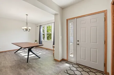 2436 Geneva Lane Montgomery IL 60538