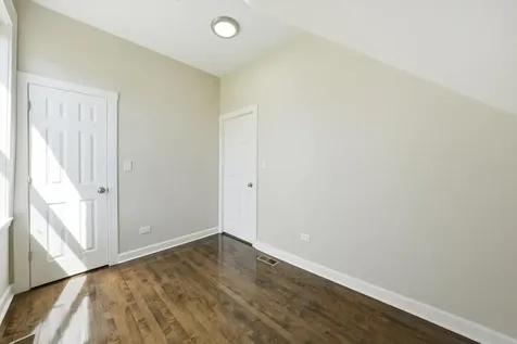 4046 West 21st Street Chicago IL 60623