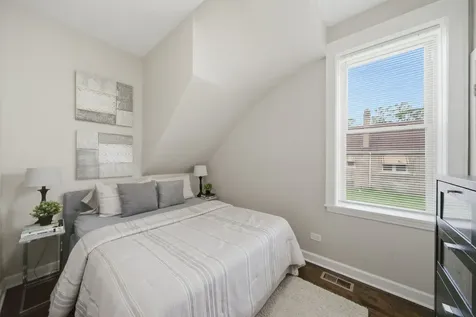 4046 West 21st Street Chicago IL 60623