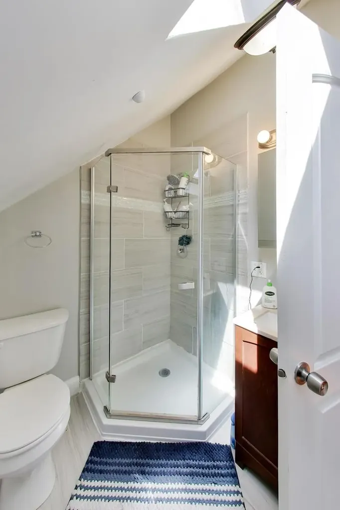 2245 West Shakespeare Avenue Chicago IL 60647