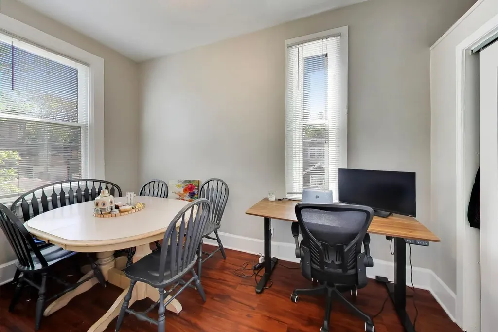 2245 West Shakespeare Avenue Chicago IL 60647