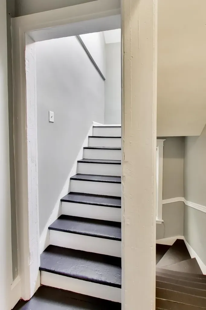2245 West Shakespeare Avenue Chicago IL 60647