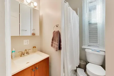 2245 West Shakespeare Avenue Chicago IL 60647