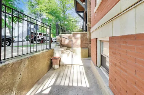 2245 West Shakespeare Avenue Chicago IL 60647