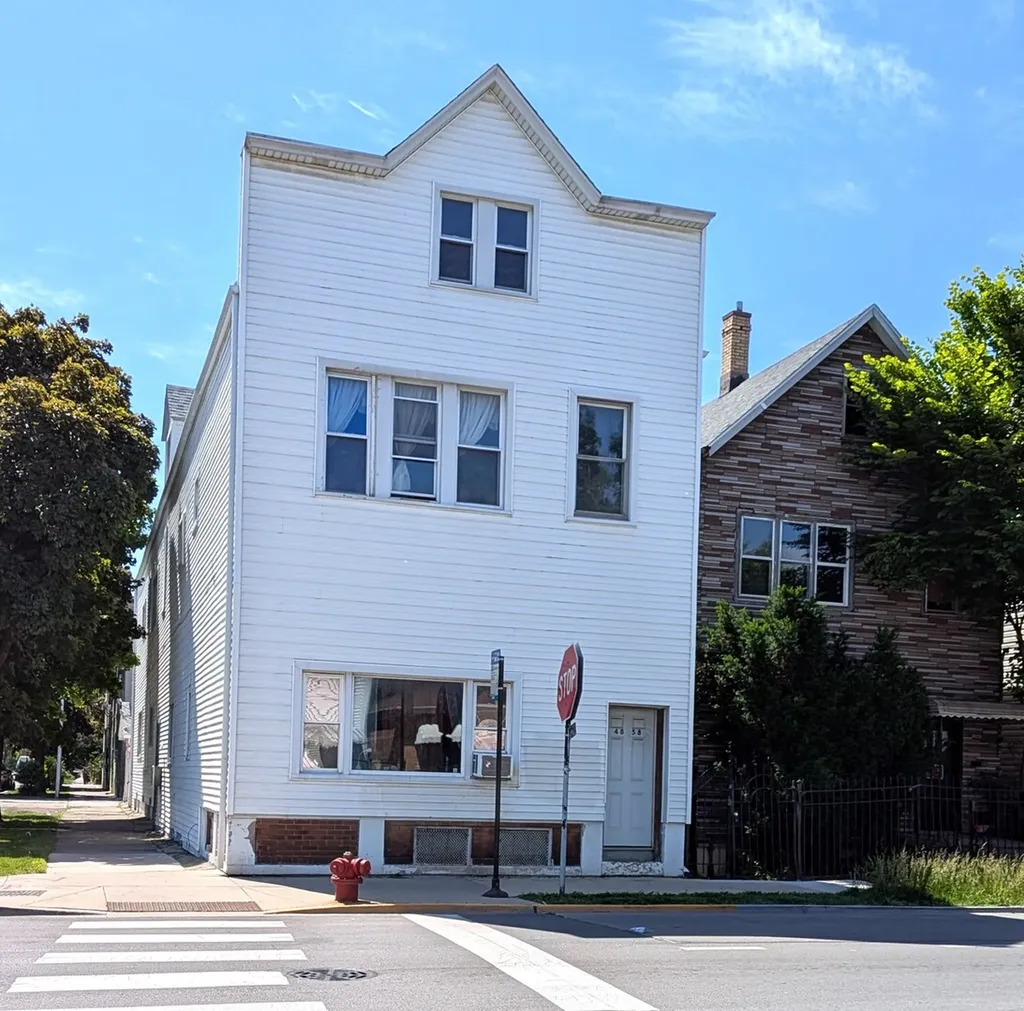 4858 South Damen Avenue Chicago IL 60609