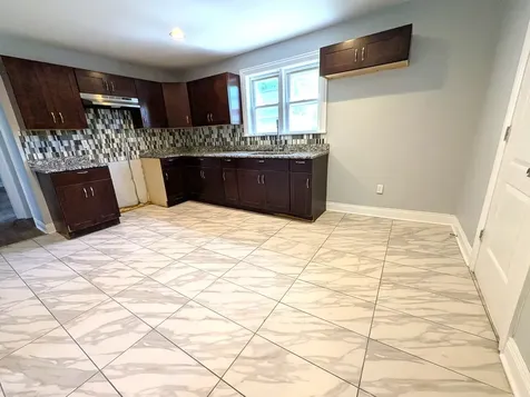 4858 South Damen Avenue Chicago IL 60609