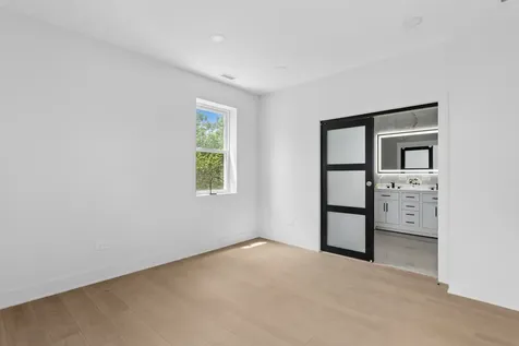 7616 South Langley Avenue Chicago IL 60619