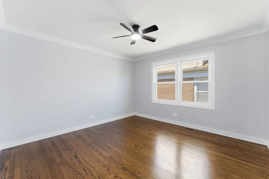 7939 South Saint Louis Avenue Chicago IL 60652
