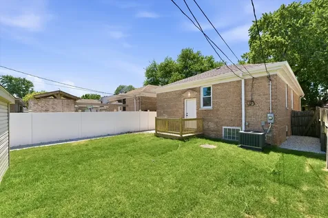7939 South Saint Louis Avenue Chicago IL 60652