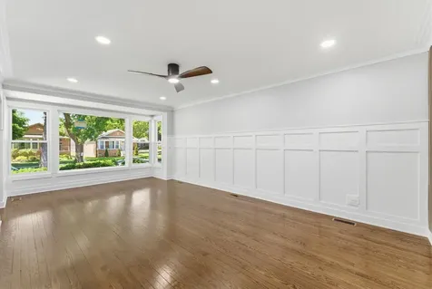 7939 South Saint Louis Avenue Chicago IL 60652