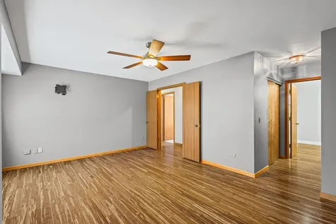 129 Knobb Hill Lane Gurnee IL 60031