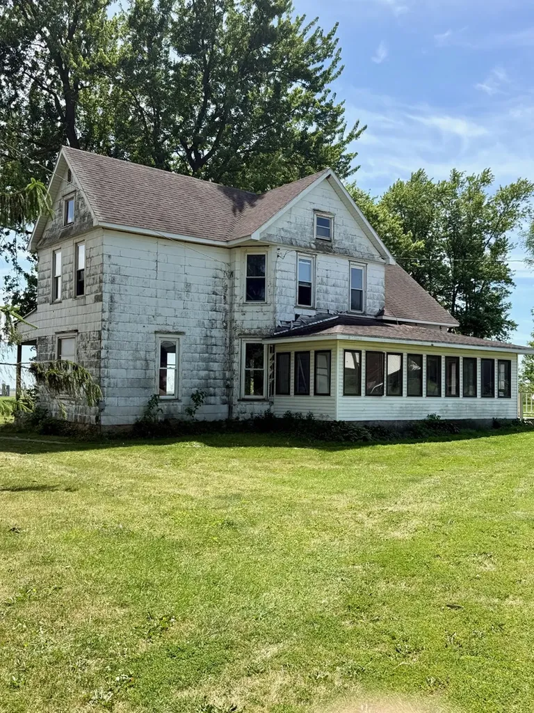 1694 North Maryland Road Polo IL 61064