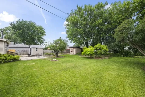 5640 West 84th Street Burbank IL 60459