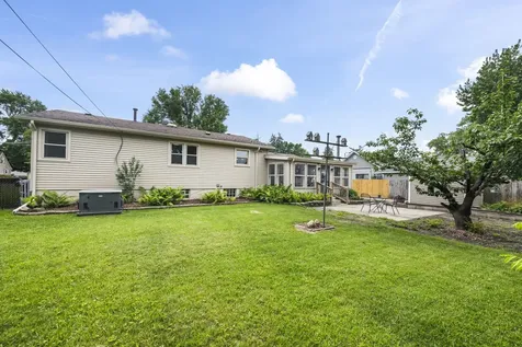5640 West 84th Street Burbank IL 60459
