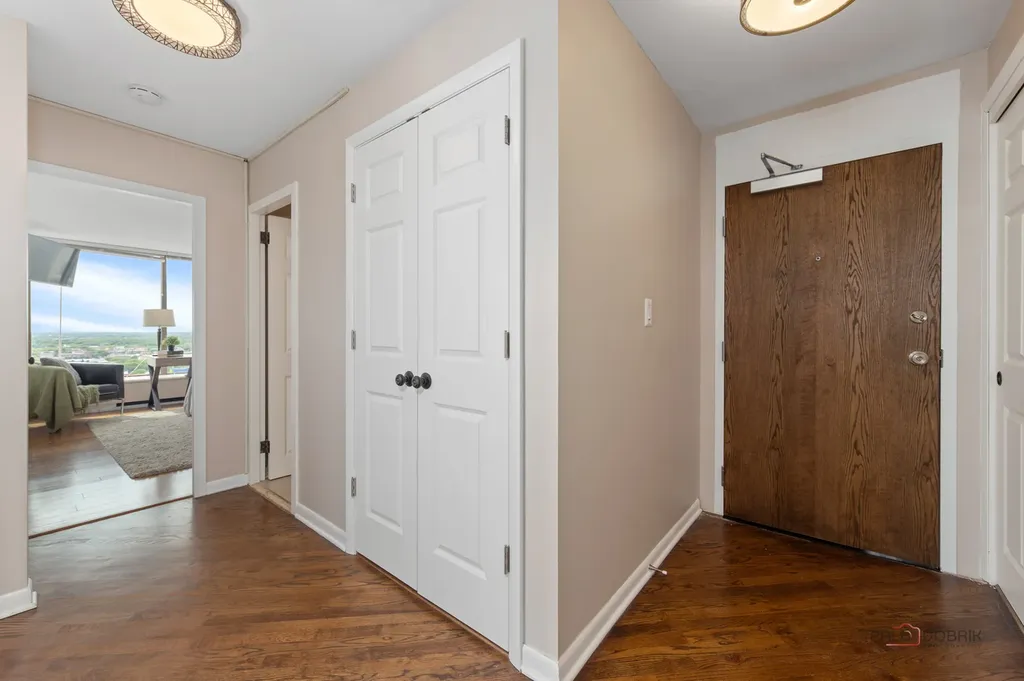5455 North Sheridan Road Chicago IL 60640
