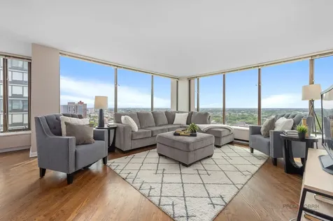 5455 North Sheridan Road Chicago IL 60640