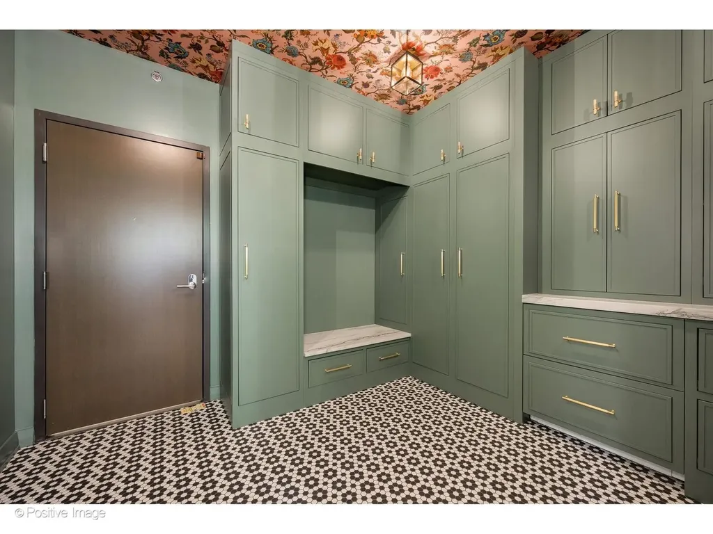 211 North Harbor Drive Chicago IL 60601