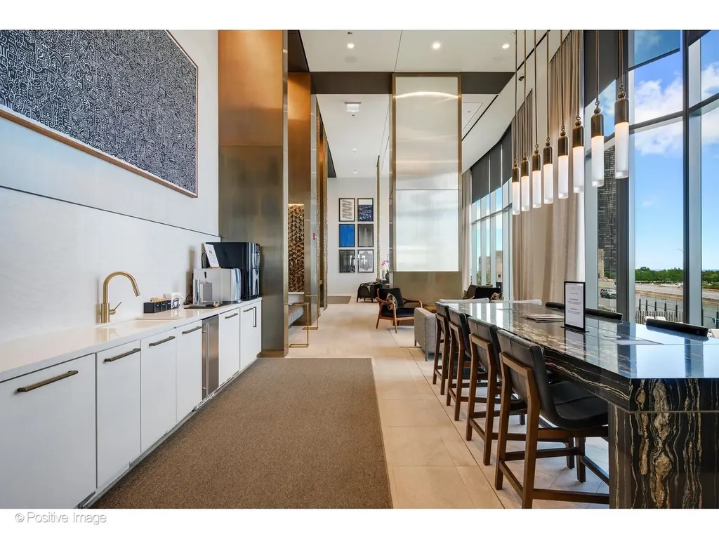 211 North Harbor Drive Chicago IL 60601